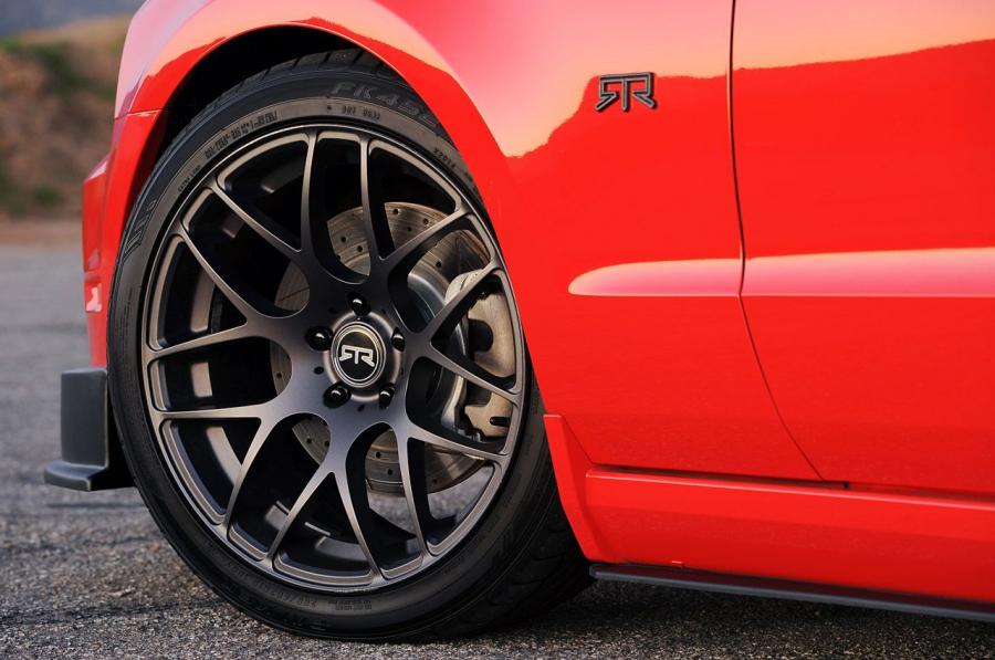  Ford Mustang by RTR 2013 года  (фото 33 из 51)